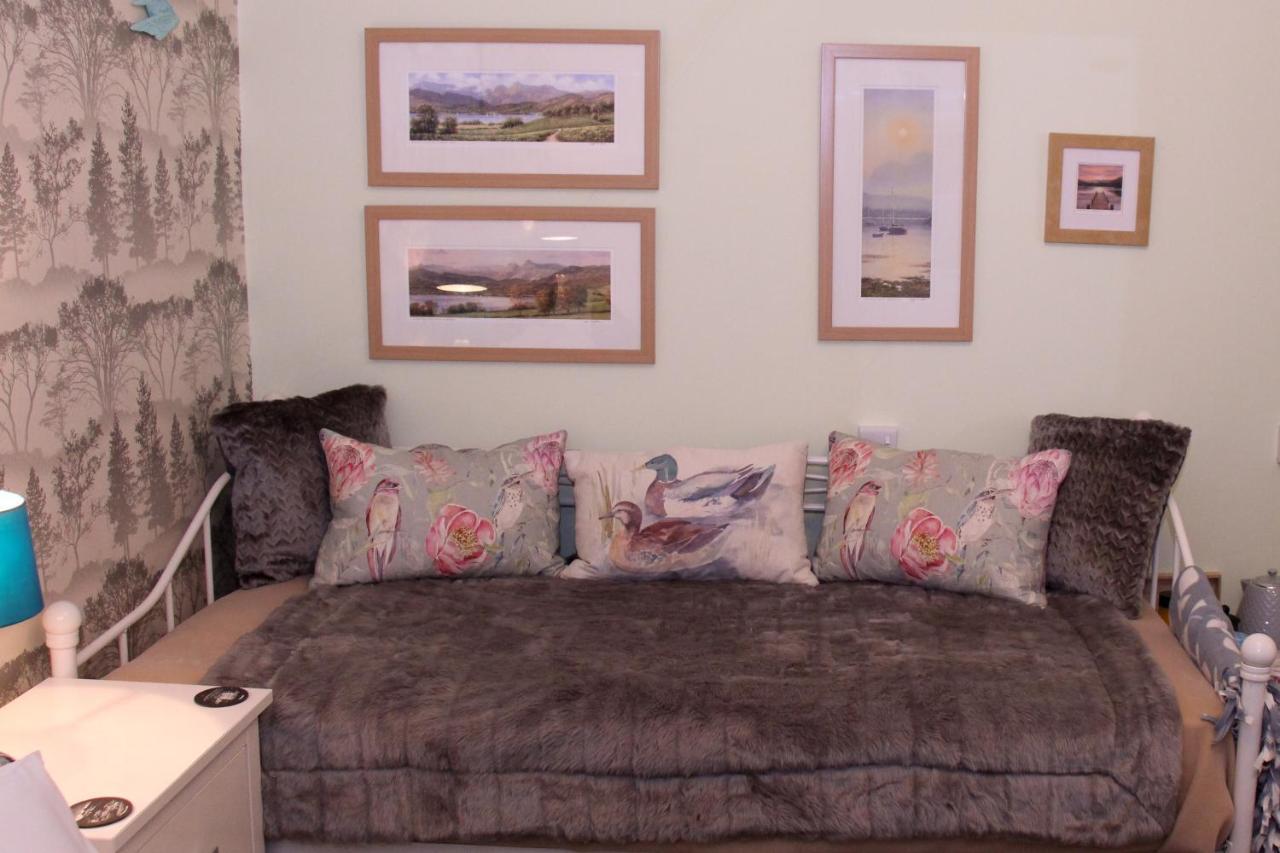 Invergarry Room Only Guest House For Adults Уиндермер Екстериор снимка