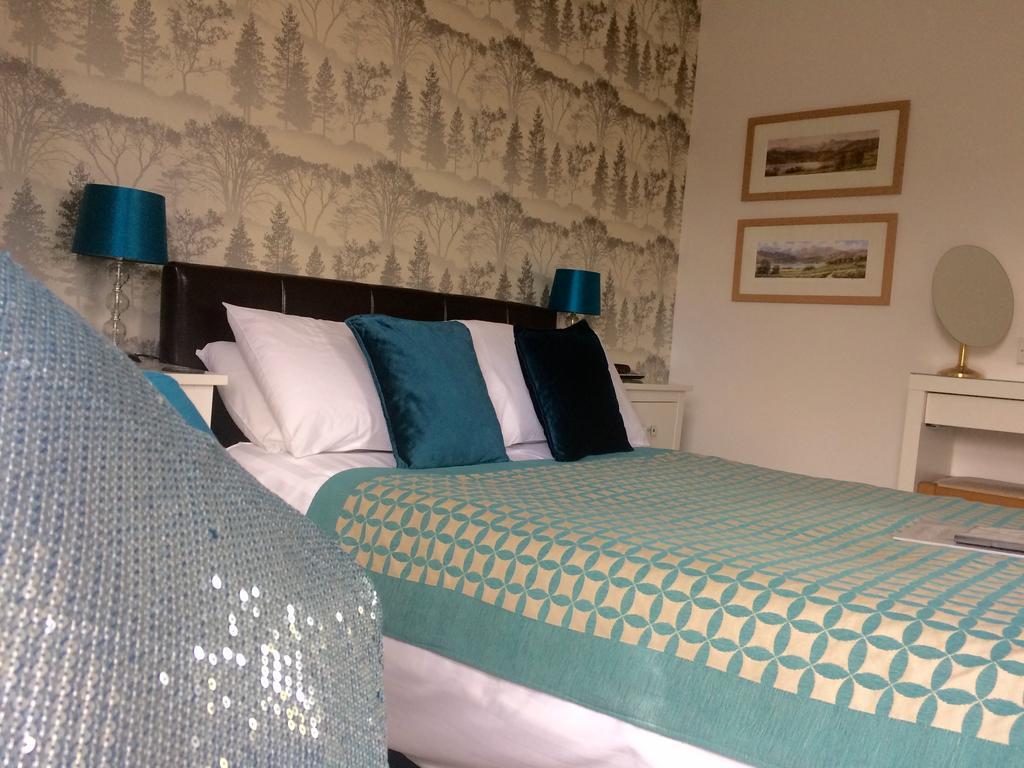 Invergarry Room Only Guest House For Adults Уиндермер Екстериор снимка