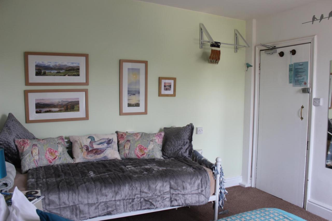 Invergarry Room Only Guest House For Adults Уиндермер Екстериор снимка