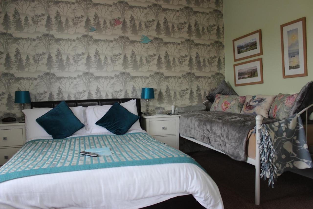 Invergarry Room Only Guest House For Adults Уиндермер Екстериор снимка